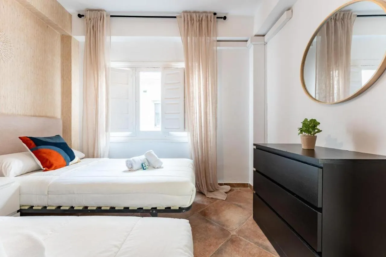 Beachside Centre Duplex 6Pax Apartment Fuengirola