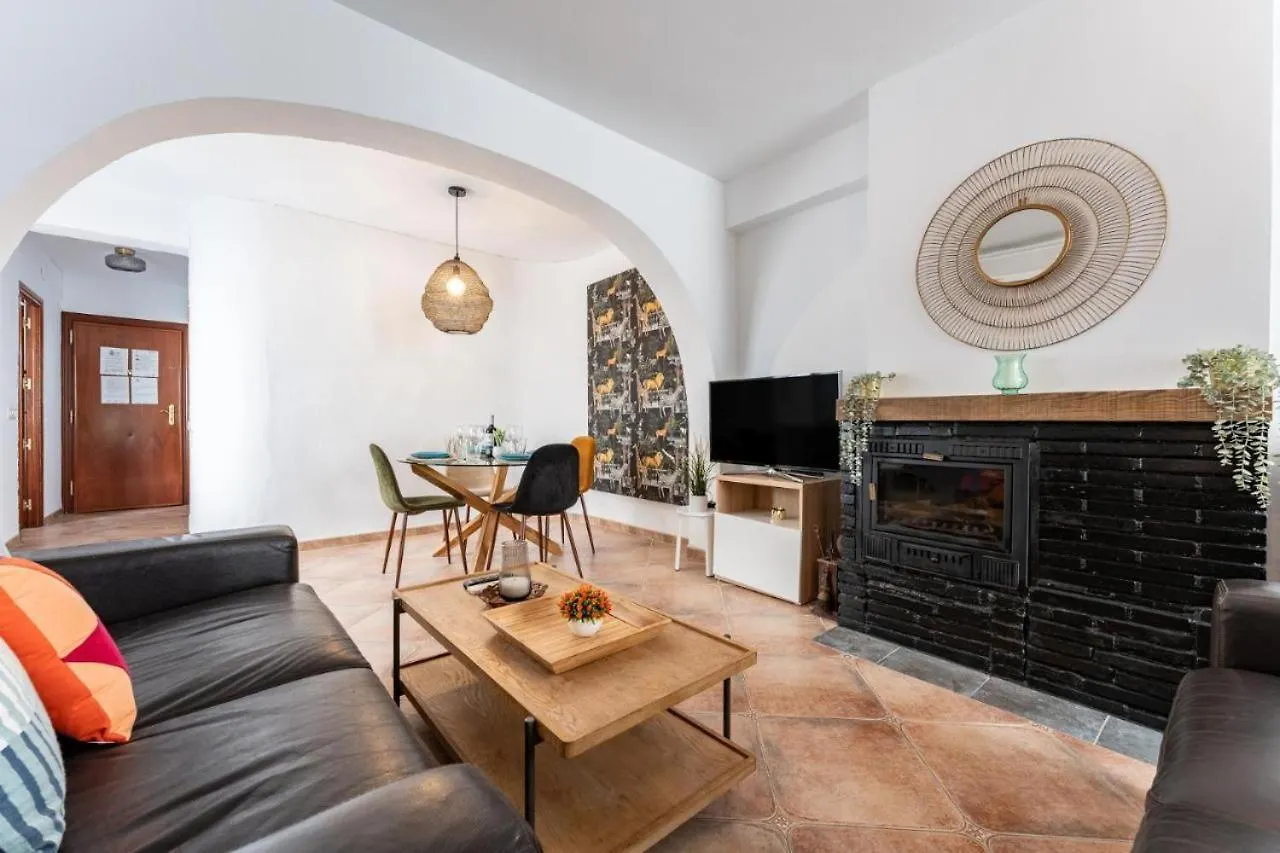 Beachside Centre Duplex 6Pax Apartment Fuengirola