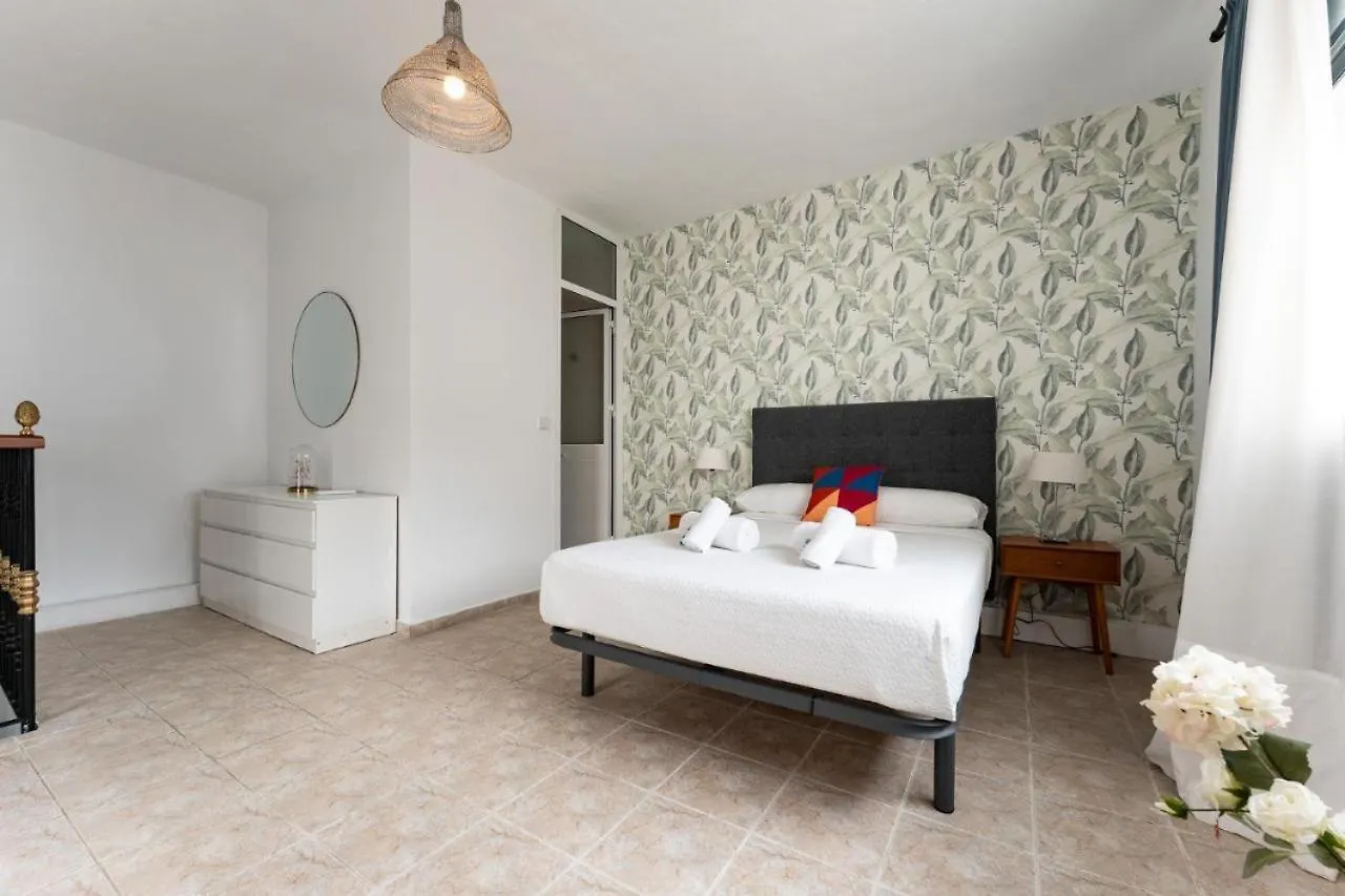 Beachside Centre Duplex 6Pax Apartment Fuengirola